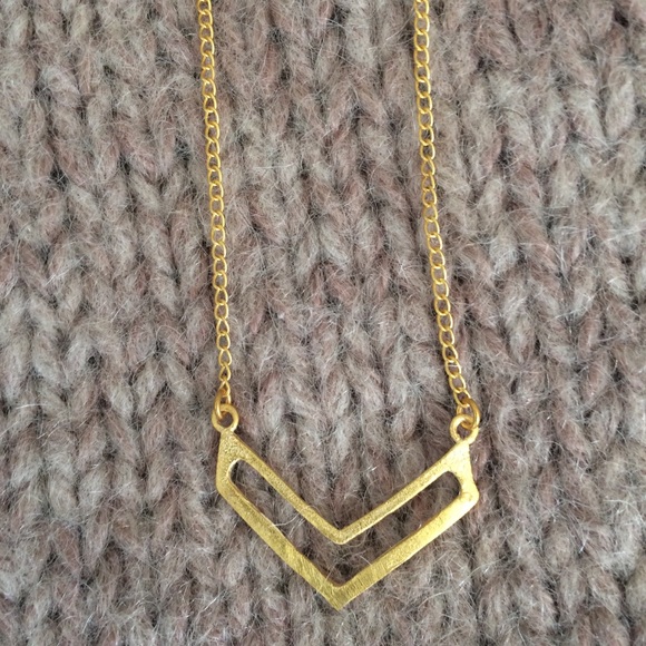 18k Gold Plated Chevron Pendant - Picture 2 of 4